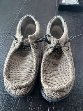 Hey Dude Tan Knit Men’s Slip-On Loafers